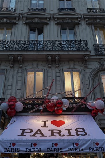 I Love Paris souvenir shop with Christmas decorations