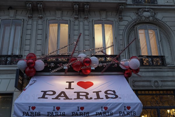 I Love Paris souvenir shop with Christmas decorations