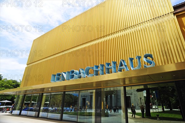 Entrance of the new extensions of Lenbachhaus