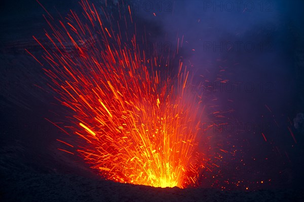 Volcanic eruption of Mount Yasur volcano