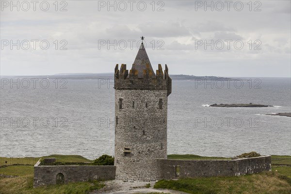 Tower house of Doonagore Castle