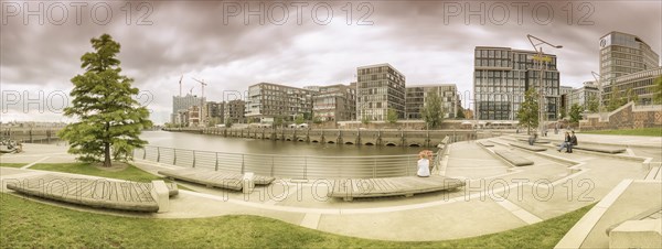 The Marco Polo Terraces with a panoramic view of Hamburg's HafenCity