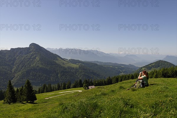 Hiker en route to Mt Feichteck