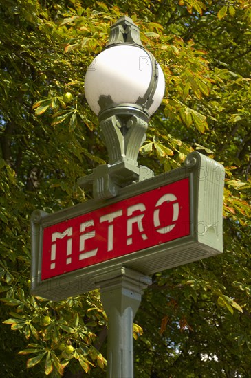 Metro sign