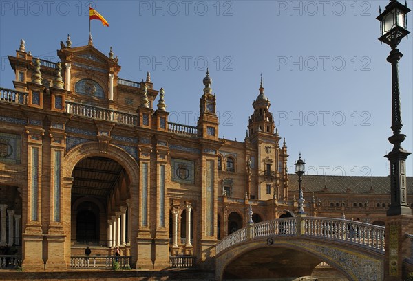 Plaza de Espana square