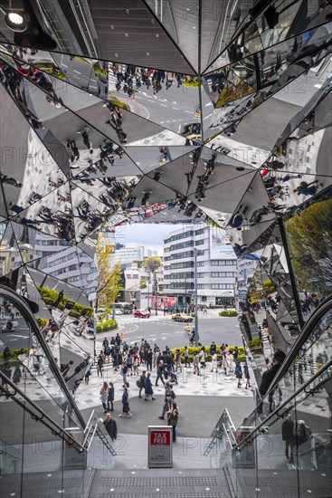 Mirror-clad entrance