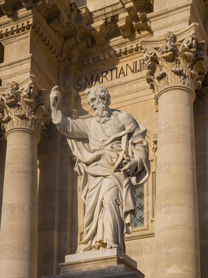 Sculpture in front of the baroque cathedral