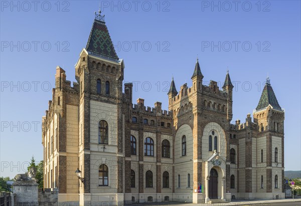 Hyrtl'sches Waisenhaus former orphanage