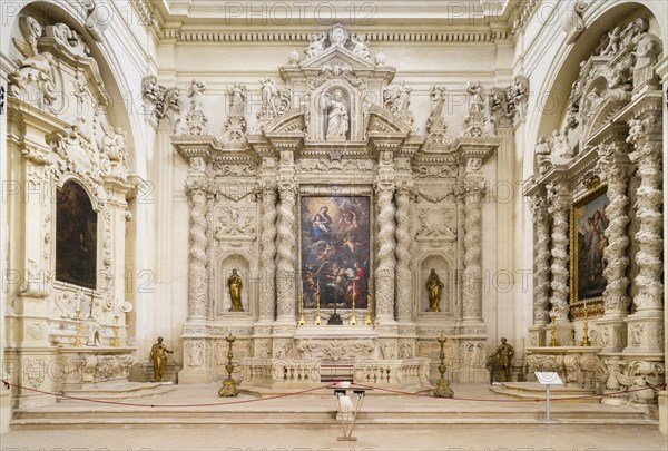 The Altare degli Angeli Custodi altar