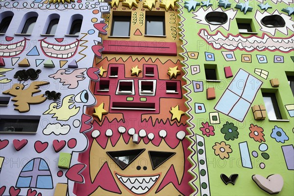 Happy Rizzi House