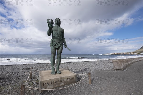 Hautacuperche monument in La Puntilla