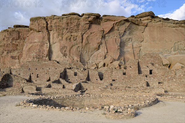 Historic Anasazi settlement Pueblo Bonito