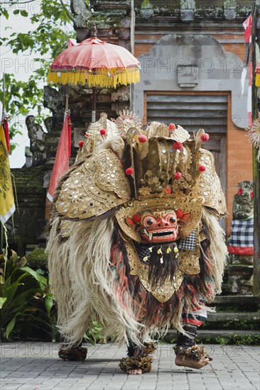 Barong dance performance