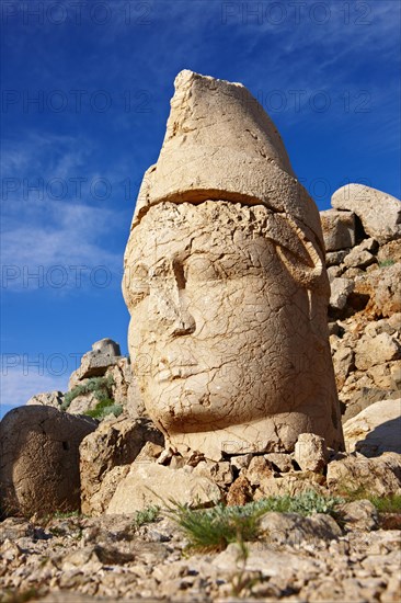 Broken statue around the tomb of Commagene King Antiochius