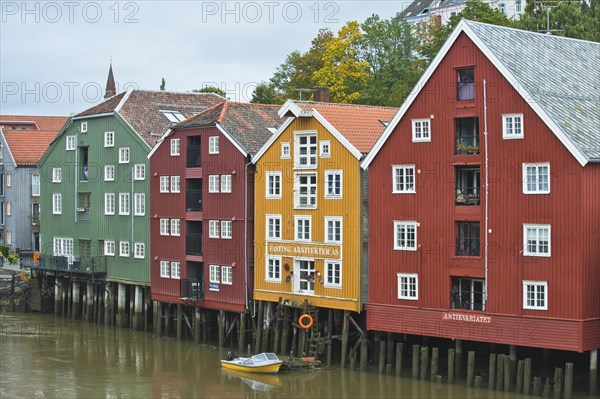 Storage houses on the Nidelva