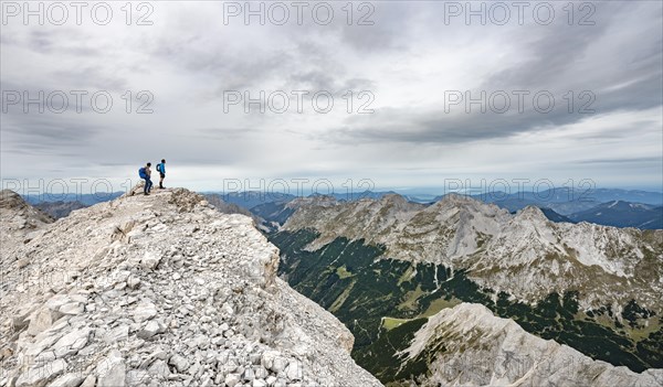 Hiker at the summit of the eastern Oedkarspitze