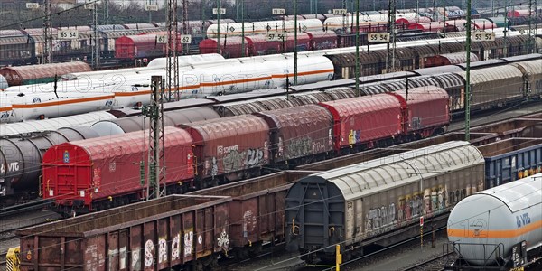 Train formation plant in the suburb of Vorhalle