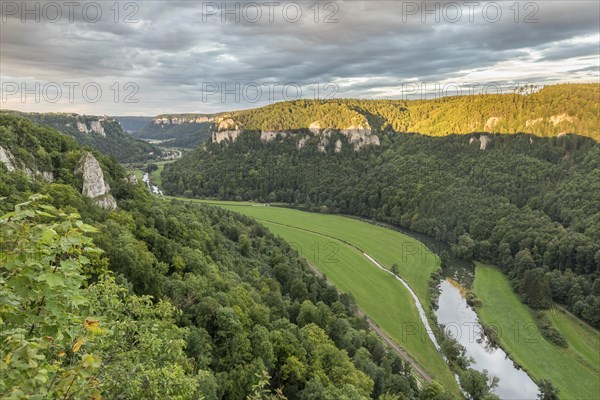 Evening atmosphere with clouds and a view of the Upper Danube Valley from Eichfelsen