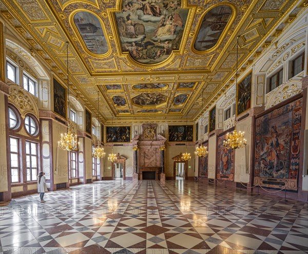 Kaisersaal with gilded ceiling and ceiling paintings