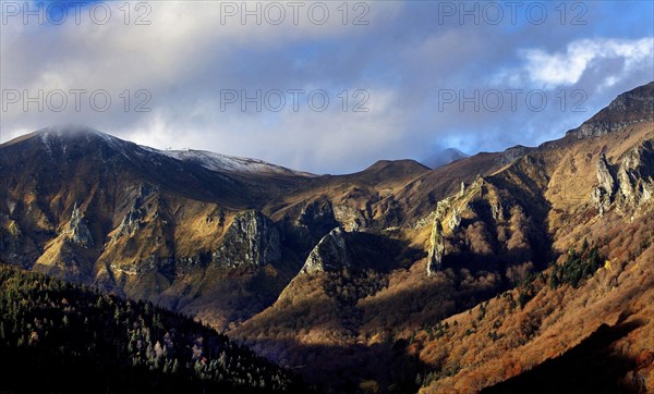 Chaudefour Valley in autumn