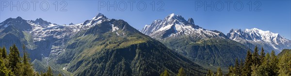 Mountain panorama from Aiguillette de Poisettes