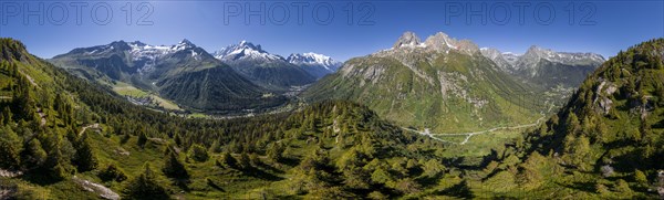 Mountain panorama from Aiguillette de Poisettes