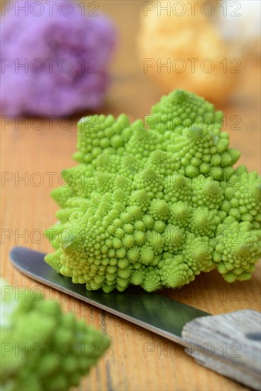 Romanesco cabbage with knife