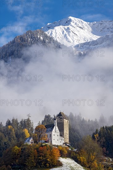 Freundsberg Castle in autumn