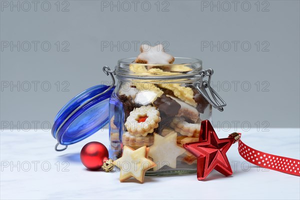 Glass container with Christmas cookies