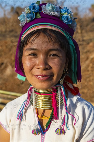 Friendly Padaung woman