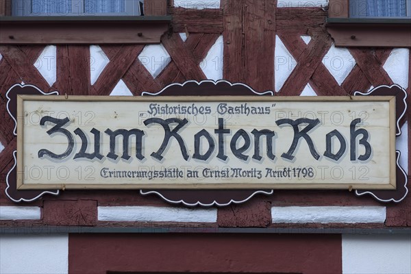 Commemorative plaque to Ernst Moritz Arndt from 1798 at the Rotes Ross inn