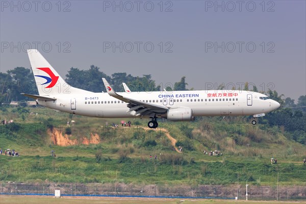 A China Eastern Airlines Boeing 737-800 aircraft with registration number B-5473 at Chengdu Airport