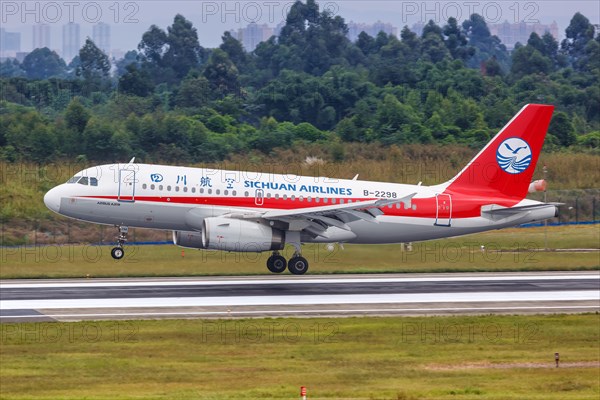An Airbus A319 aircraft of Sichuan Airlines with registration number B-2298 at Chengdu airport