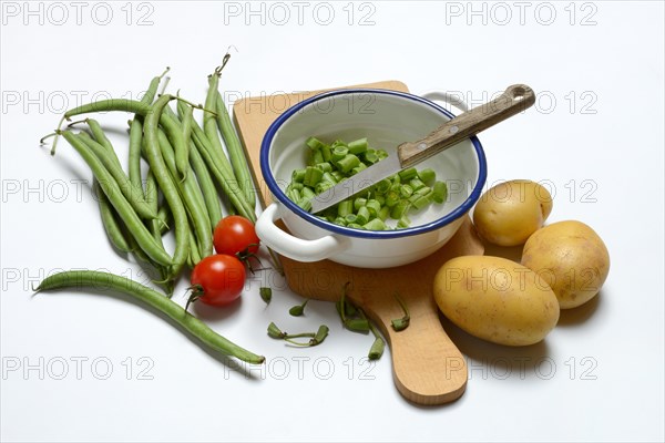 Crushed beans in shell