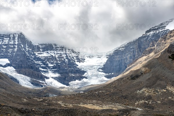 View of glaciers and mountains Mount Kitchener and Mount K2