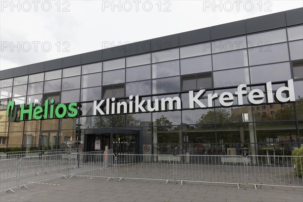 Helios Klinikum Krefeld - Photo12-imageBROKER-Karl F. Schoefmann