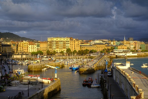 Abendstimmung an der Bucht La Concha