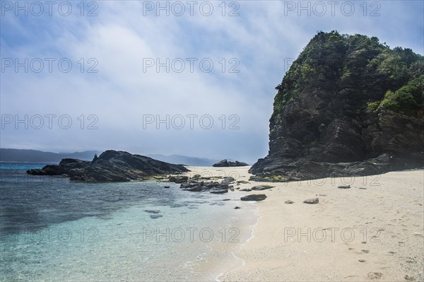 Furuzamami Beach