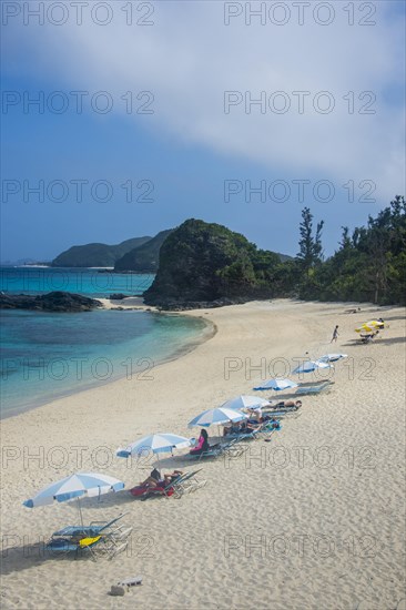 Sun shades on Furuzamami Beach