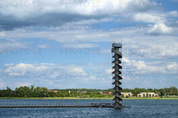 Water level tower