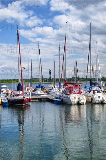 Marina Bernsteinsee