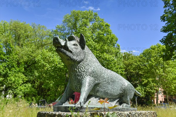 Bronze sculpture Wild Boar