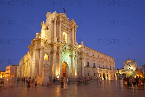 Cathedral Square with the Cathedral of Santa Maria delle Colonne