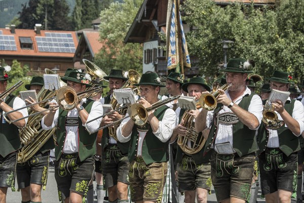 Oberlandler Gauverband Trachtenzug