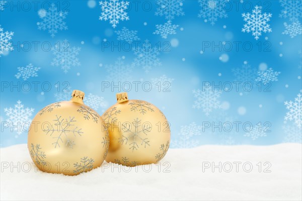 Christmas Gold Christmas Balls Christmas Card Card Text Free Space Copyspace Decoration Winter Snowflakes Snow
