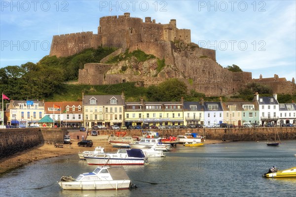 Mont Orgueil castle - Photo12-imageBROKER-J. Kruse