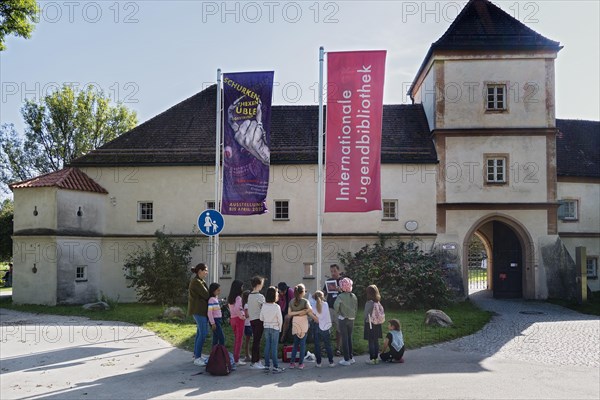 School trip at Blutenburg Castle