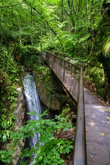 Stairs and footbridges