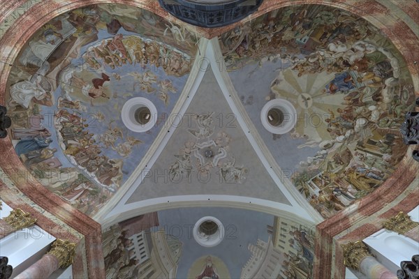 Ceiling vault of the Dreifaltigkeitskirche Kappl