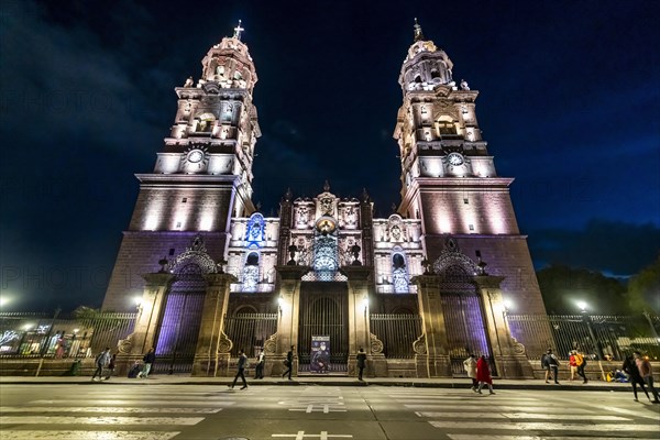 Morelia cathedral at night